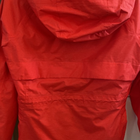 North Face Inlux Dryvent Rain Jacket - Picture 7 of 10